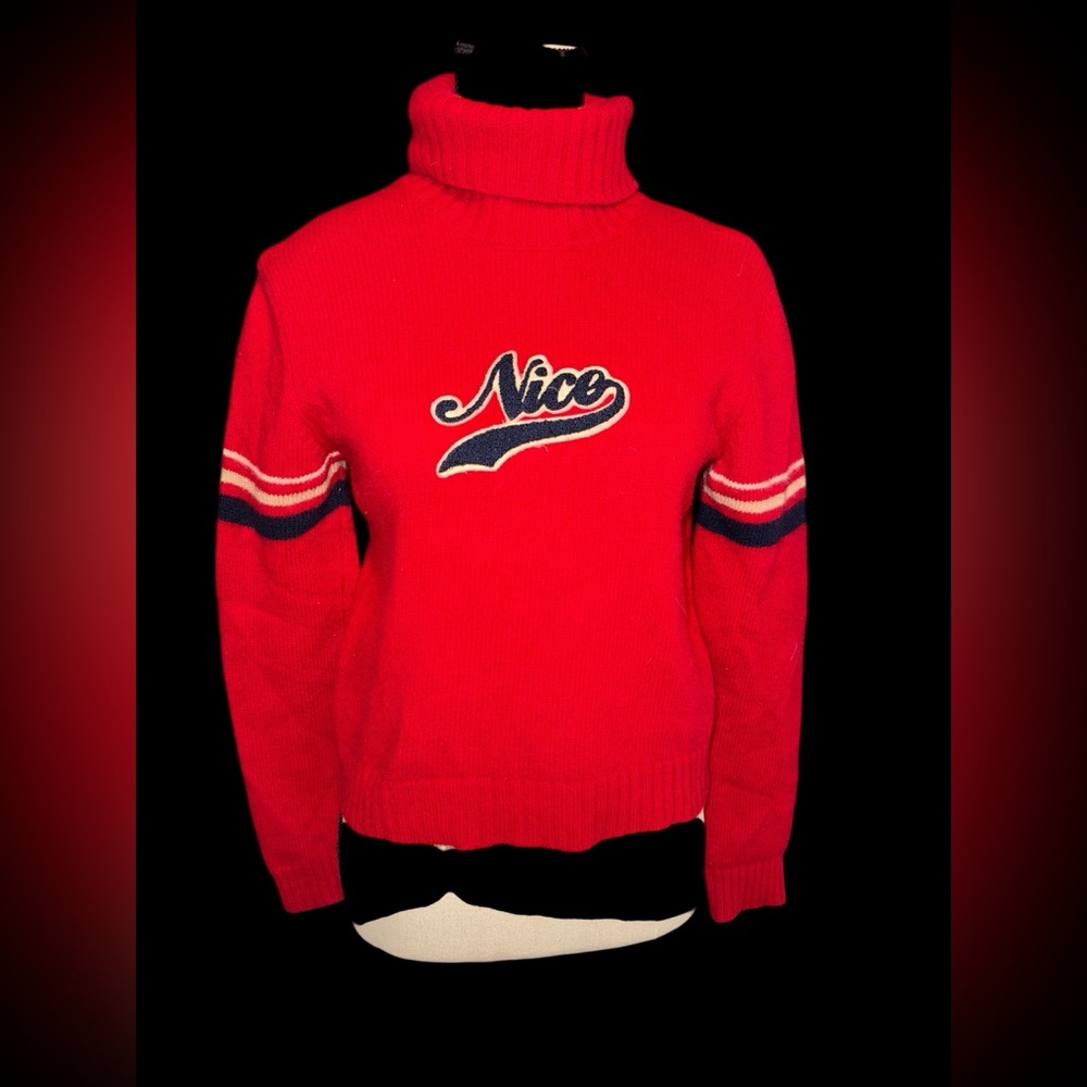 Y2K Playlife wool blend red sweater nice appliqué made in Italy